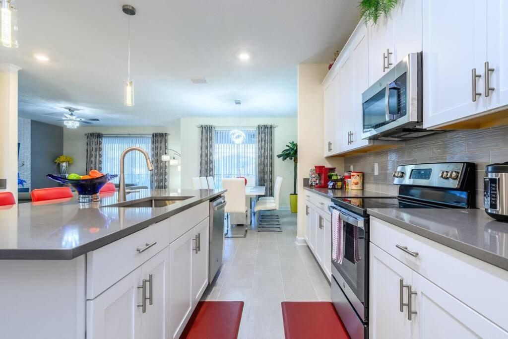 Hébergement de vacances Close To & Other Theme Parks,private Heated Poolspa, Bbq & Game Rm Kissimmee