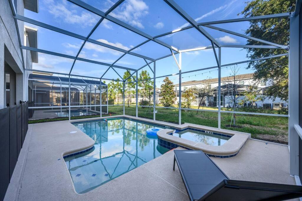 Hébergement de vacances Close To & Other Theme Parks,private Heated Poolspa, Bbq & Game Rm *