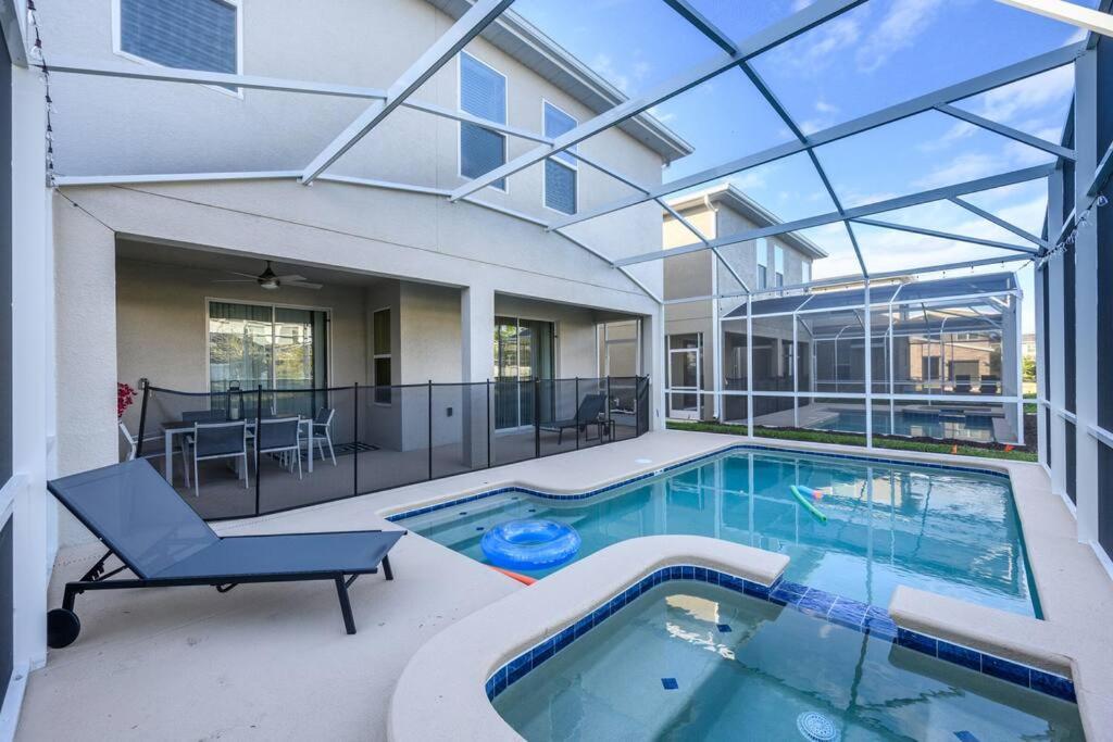 Close To & Other Theme Parks,private Heated Poolspa, Bbq & Game Rm