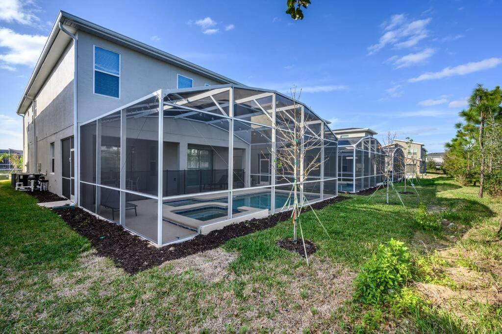 Close To & Other Theme Parks,private Heated Poolspa, Bbq & Game Rm *